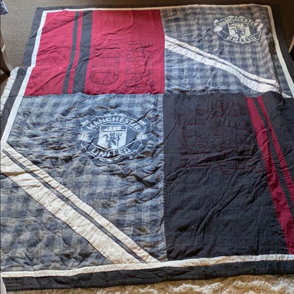 Manchester United Quilt